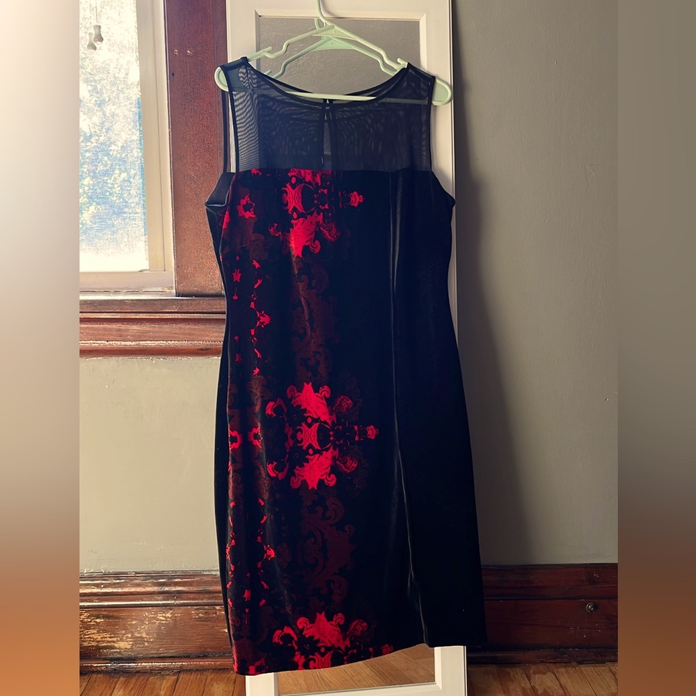 Sangria Size 14 Black Velvet Goth Cocktail Dress